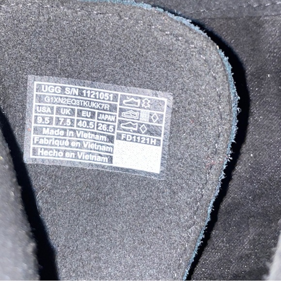 Ugg zorrah waterproof mix leather combat boots - Picture 13 of 13